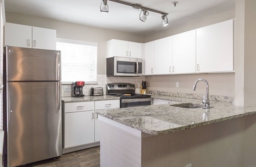 Arapahoe Ridge Apartment | Beautiful fully furnished, all-inclusive, apartmentin Boulder, Colorado!
