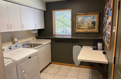 Pagosa Springs House | Beautiful Golf Course Views, Large Rooms, Close to Everything, A/C, Hot Tub!