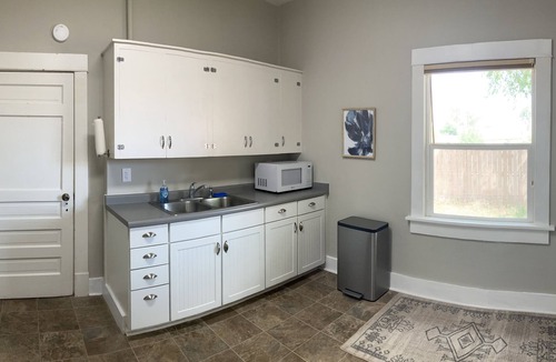 Del Norte House | Beautiful remodeled 2 bedroom home near the Rio Grande river