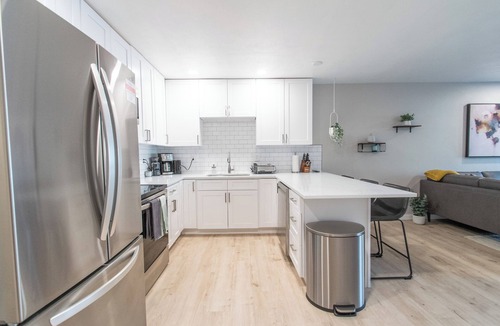 Central Boulder Condo | Beautifully Remodeled Condo Steps from Pearl Street and the Flatirons