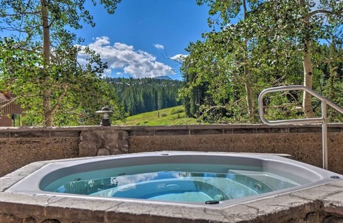 Peak 9 Condo | Beaver Run Condo: Ski In/Out, Hot Tubs, Dog-Friendly, Ground Floor