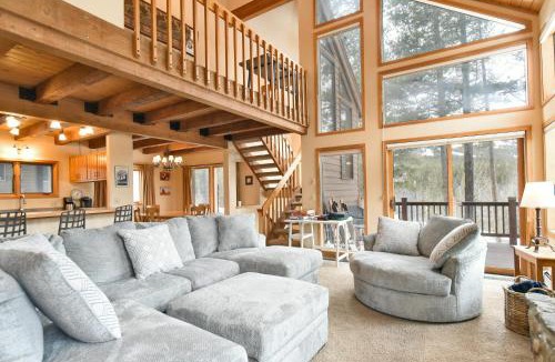 Warrior's Mark West House | Belle Vue Estate: Mountain Views and Private Hot Tub