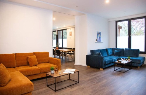 Bendorf Villa | Belmonte Whirlpool-sauna-billard-kicker-kino
