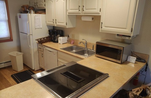 Wildernest Condo | Best views in Rockies-2BR 2 b w fireplace-pool-h.tub. Summer hi temps 70-80s