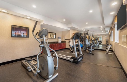 Louisville Hotel | Best Western Plus Boulder Louisville