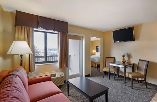 Castle Rock Hotel | Best Western Plus Castle Rock
