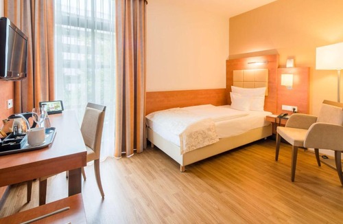 Nuertingen Hotel | Best Western Plus Hotel Am Schlossberg