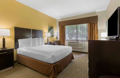 Farmington Hotel | Best Western Plus The Four Corners Inn