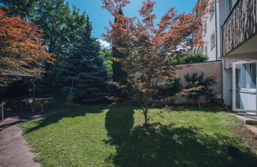 Oberdobling Apartment | Bezauberndes Studio mit privatem Garten