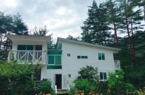 Yangyang House | Blue Sky Milky Way Pension