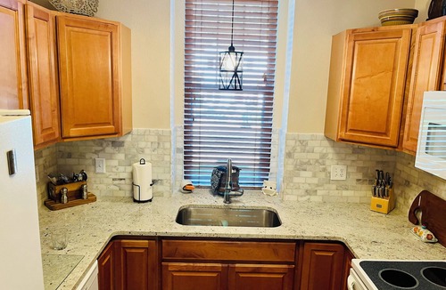 Lafayette House | Blue Spruce Cottage with hot tub near Boulder!