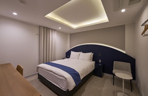 Jongno-dong Hotel | Blueduck hotel