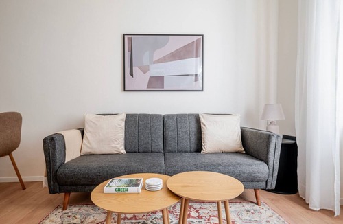 Zizkov Apartment | Blueground | Žižkov, city view, nr Vítkov Hill (PRG-105)