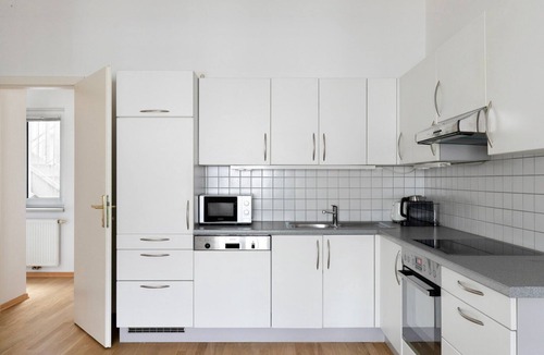 Mariahilf Apartment | Blueground | Mariahilf, jacuzzi, nr Naschmarkt