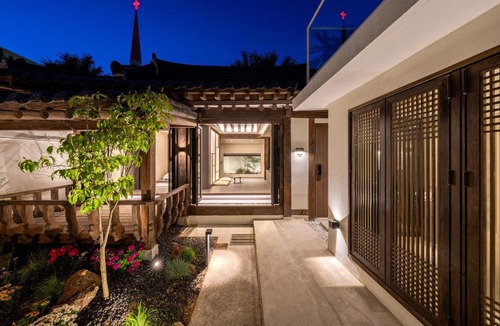 Jeonju House | Bomul Stay I Private SPA Hanok