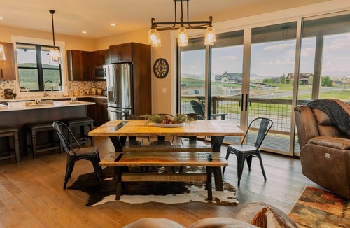 Grand Elk Ranch House | Book your summer trip! Hiking, biking, boating and shopping! Hot tub included!
