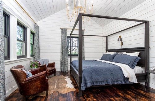 Longmont House | Boulder Farmhouse with New Decor and Lovely Setting