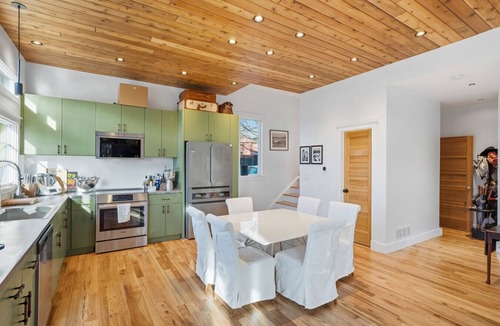Longmont Apartment | Boutique-Feel Townhome w/Piano + Balcony