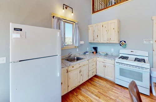 La Sal Cabin | Brand New Cabin in La Sal Mountains South of Moab