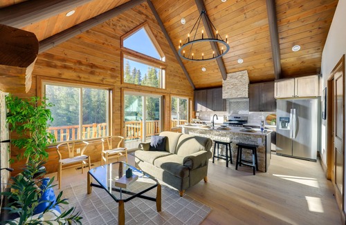 Saint Mary's Cabin | Brand New Idaho Springs Cabin w/Patio & Fire Pit!