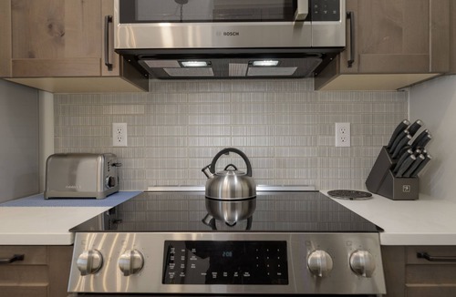 Fraser Condo | Brand New upscale 2-Bedroom Condo in Fraser with Large Private Hot Tub