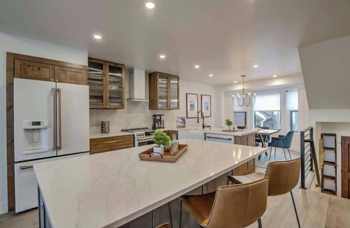 Warrior's Mark Ski Chalet | Breck Luxe Chalet |Walk to Slopes and Downtown