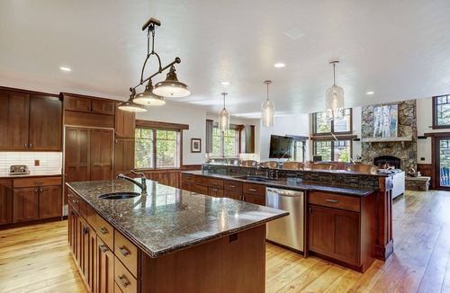 Christie Heights Villa | Breckenridge 119 - Seven Bedroom Villa, Sleeps 18