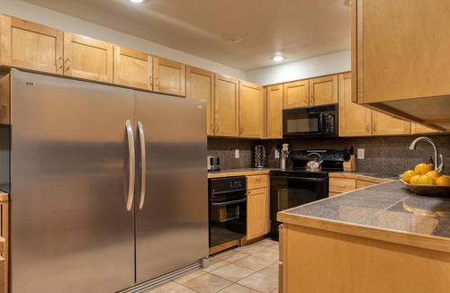 Historic District House | Breckenridge Retreat for 24 | Hot Tub, Firepit, & Scenic Rooftop Patio Views