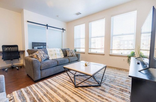 Five Points Apartment | Brewery Heaven! RiNo Denver