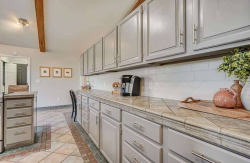 Monument House | Briarhaven Forest! Family Getaway Near USAFA