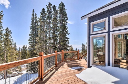Valley of the Sun House | Bright Fairplay Gem with Loft, Deck + Mtn Views