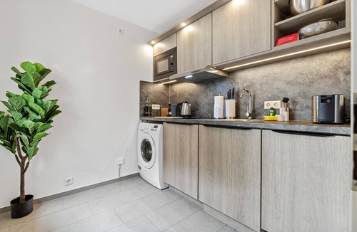 Herzogenaurach Apartment | BRIGHT Herzogenaurach Zentrum