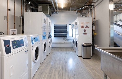 West Highland Apartment | Bright Highland 1BR, close to LoHi Entertainment by Blueground