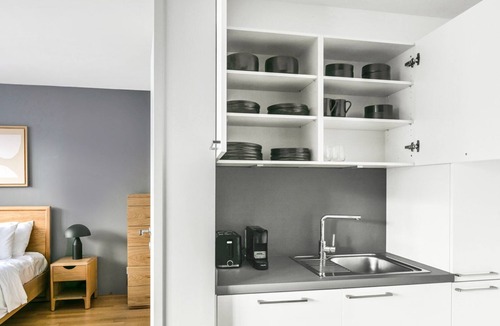 Mariahilf Apartment | Bright Mariahilf 1BR near Naschmarkt and Metro U4 & U3, by Blueground