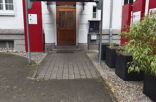 Petershausen-West Apartment | Bright Studio Apartment in Konstanz