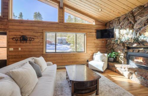 Warrior's Mark House | Broken Lance Retreat