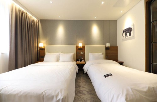 Masan-si Hotel | brooks hotel