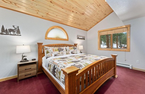 Fall River Estates Apartment | Bugle Pointe A15 by Estes Park Condos