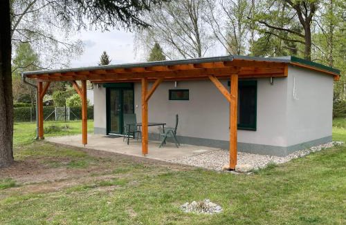 Mittenwalde Apartment | Bungalow in Motzen bei Berlin nur 300 m vom Strandbad - Wochenrate verfügbar