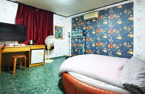Seo Hotel | Busan Chungmudong Uri