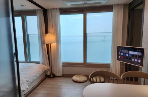 Suyeong-Gu Apartment | Busan #Gwanganri #Full Ocean #Healing