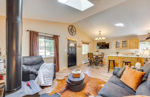Tarryall House | Cabin in Eleven Mile Village w/Patio & Gas Grill!
