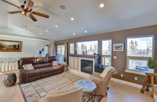 Indian Mountain House | Cabin On 13 Acres With A Pool Table And Jacuzzi Tub
