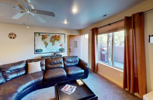 Moab South Valley Condo | Cairn House ~ 4A7, 3 Bed Townhome. Entertainment Lounge. Upstairs Balcony.