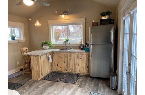 Palisade House | Carriage House on Fruit & Wine Byway