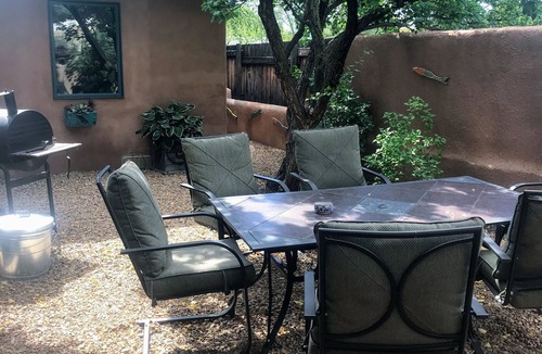 Taos House | Casa Grande In Downtown Taos