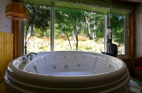 Sokcho Bed & Breakfast | Casa Seorak Bed and Breakfast