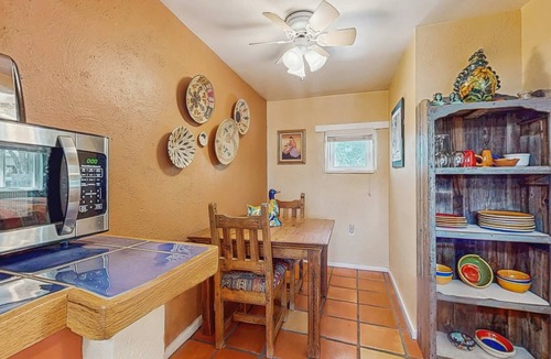 Taos House | Casita Antonio - Walk to Plaza, Pet-Friendly
