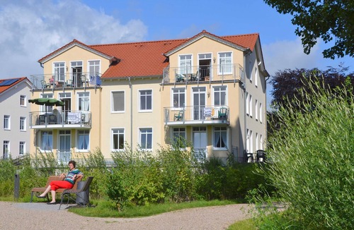 Seebad Bansin Villa | Category I, EC, 2 P. - Apartments Villa "On the sunny beach"
