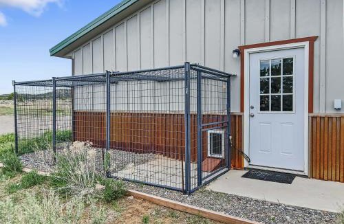 Montrose House | Cedar Mountain Bunkhouse cabin